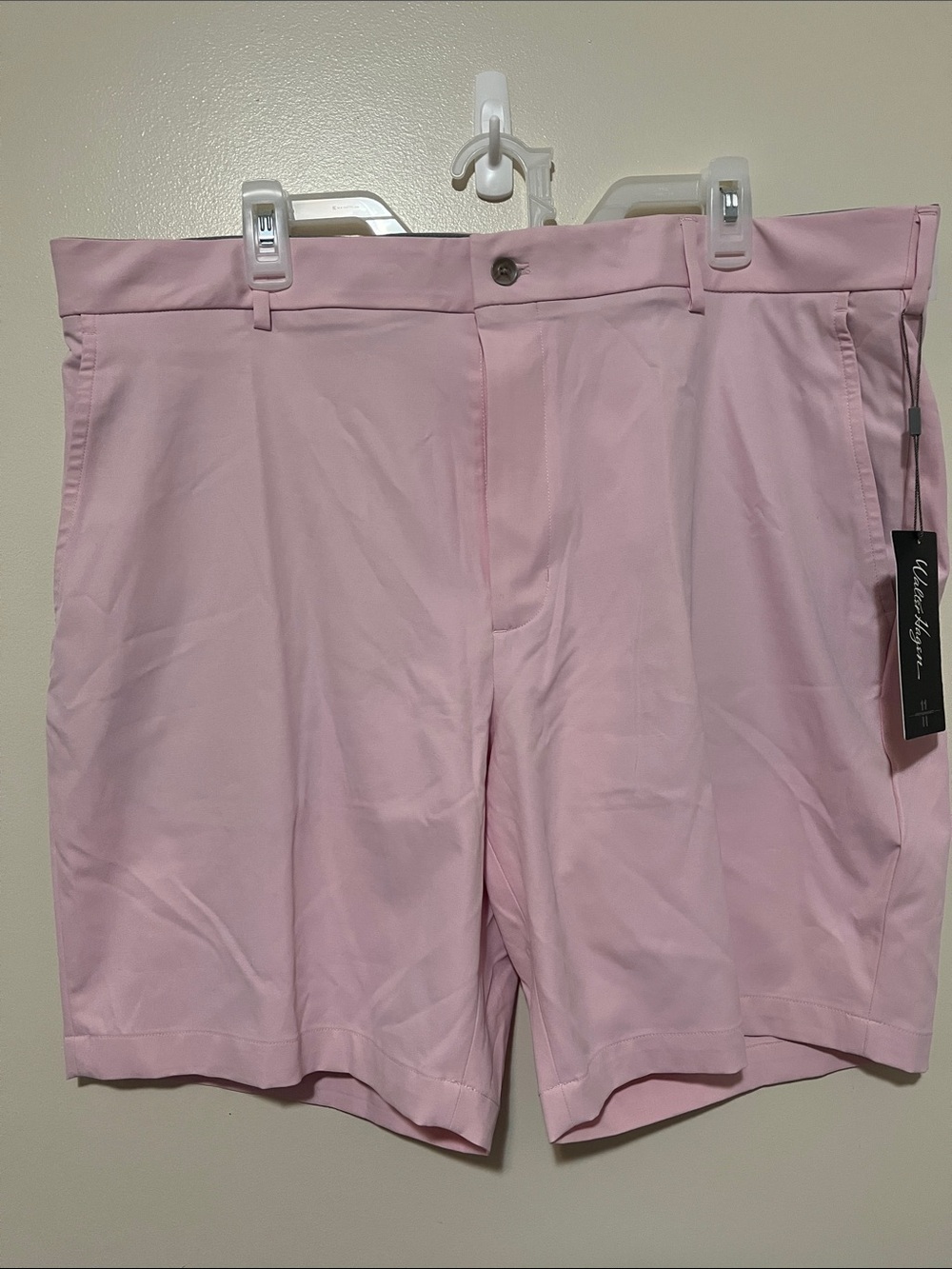 Walter Hagen Performance Shorts 9” inseam Men’s size 40” waist.